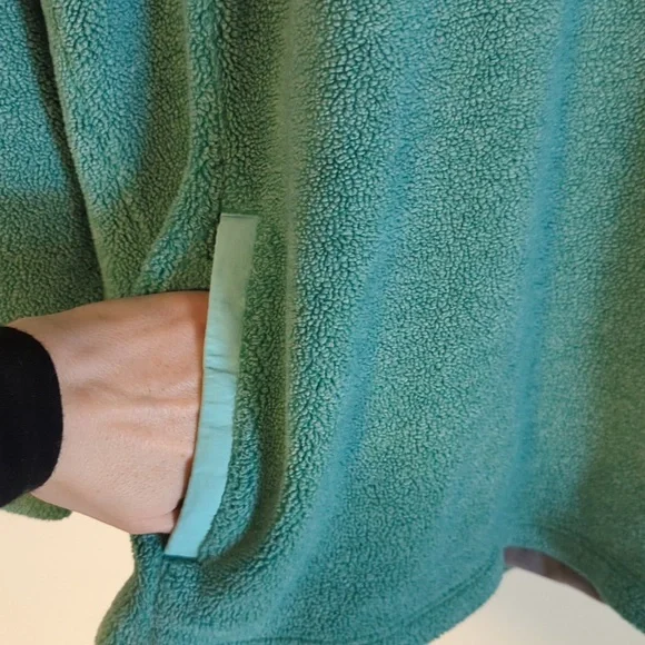 L.L. Bean fleece shirt - Picture 3 of 8